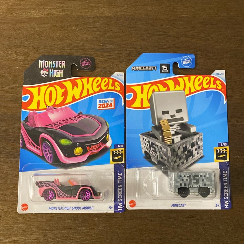 Hot Wheels HW Screen Time Monster High (HTC80-N9C0F) & Minecraft (HTB38-N9C0G)